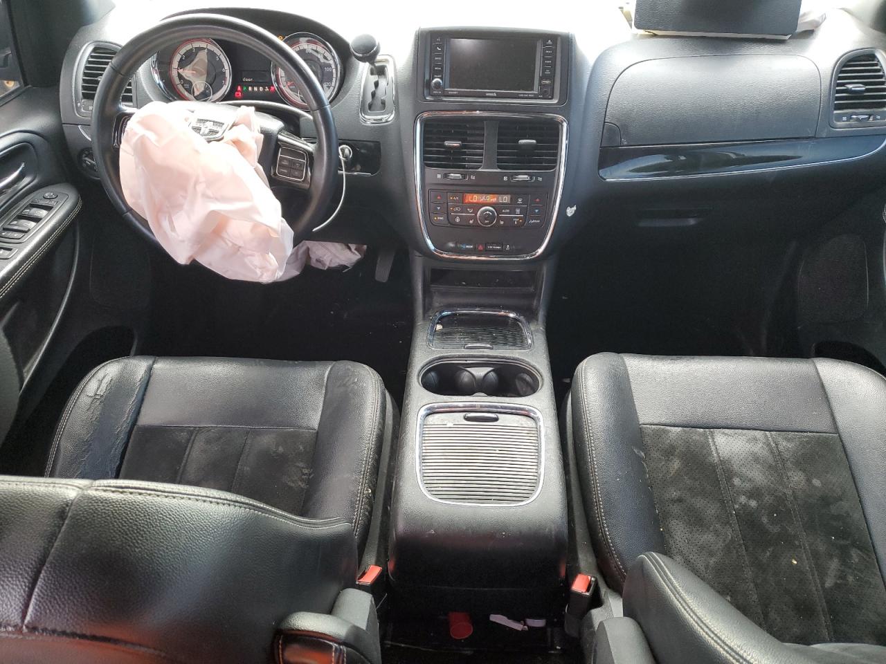 2017 Dodge Caravan - Image 8