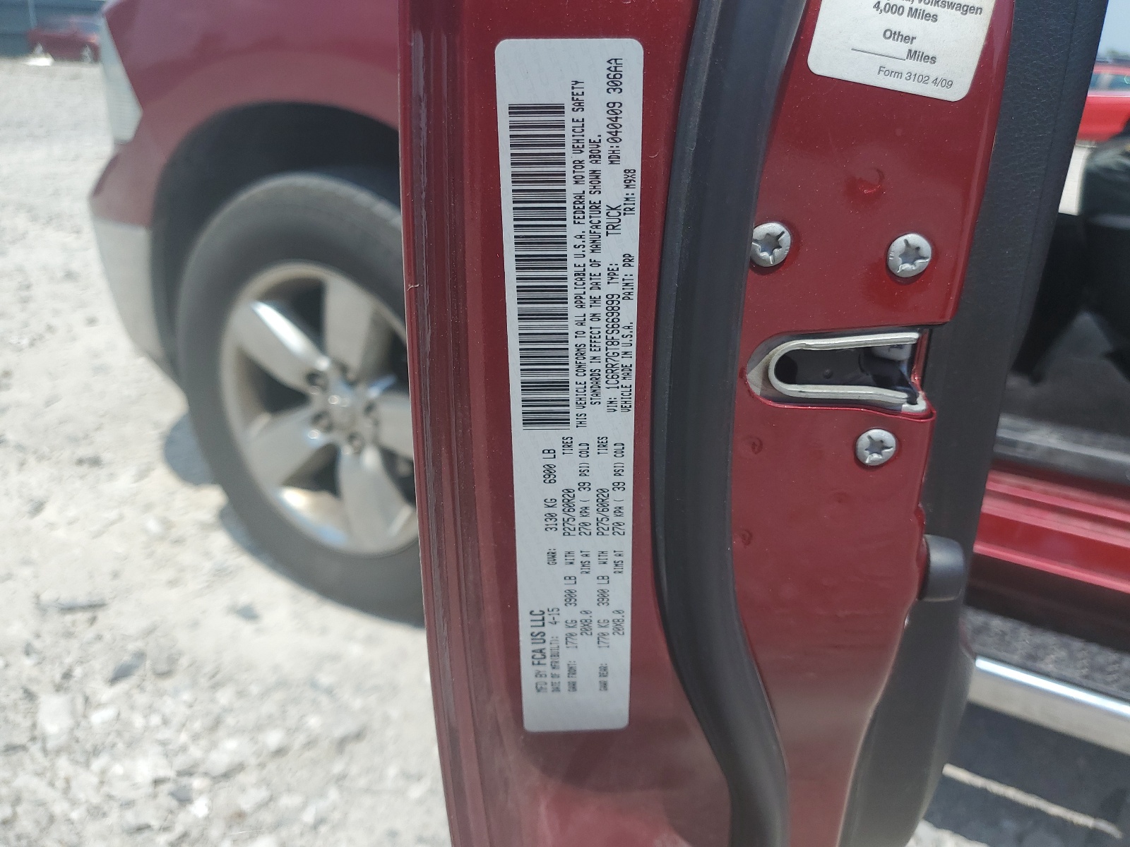 1C6RR7GT8FS669899 2015 Ram 1500 Slt