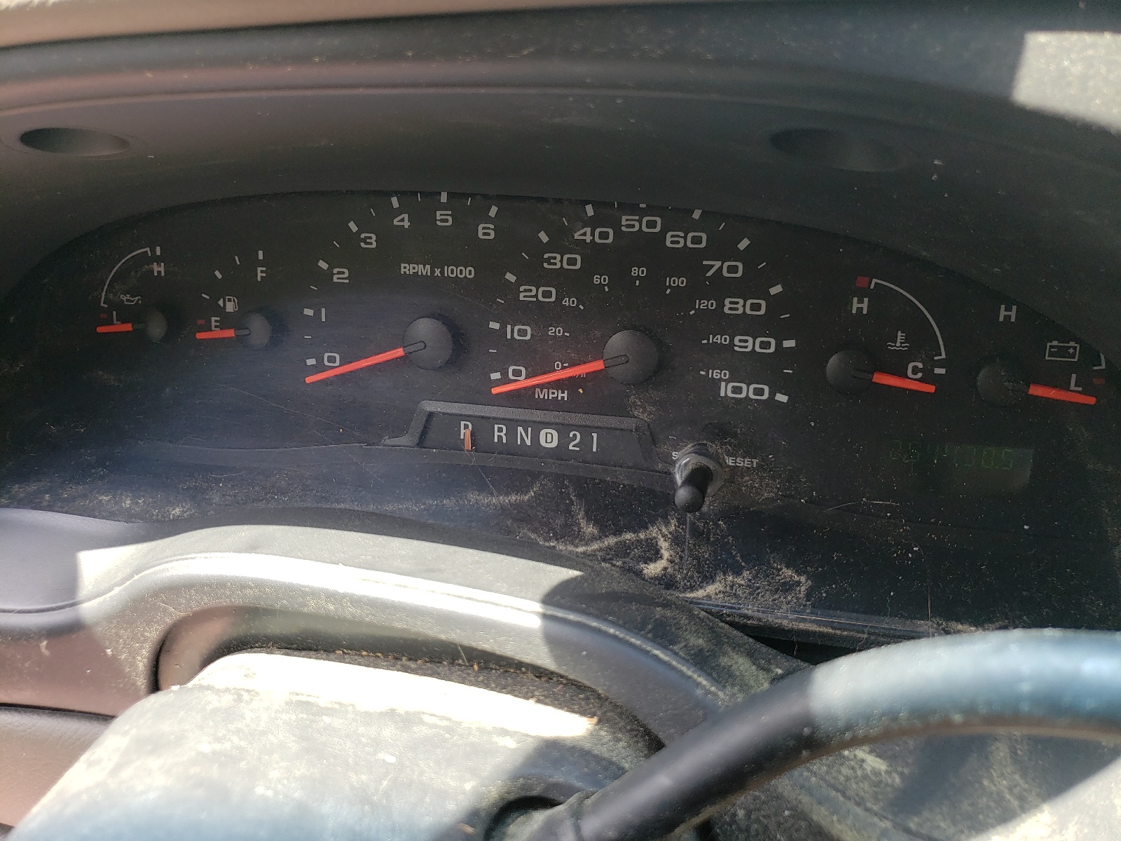 1FBSS31L14HB08779 2004 Ford Econoline E350 Super Duty Wagon