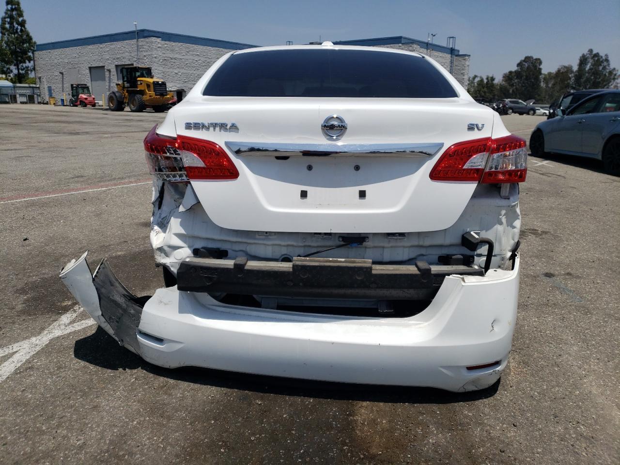 2015 Nissan Sentra S VIN: 3N1AB7AP2FY250182 Lot: 57320274