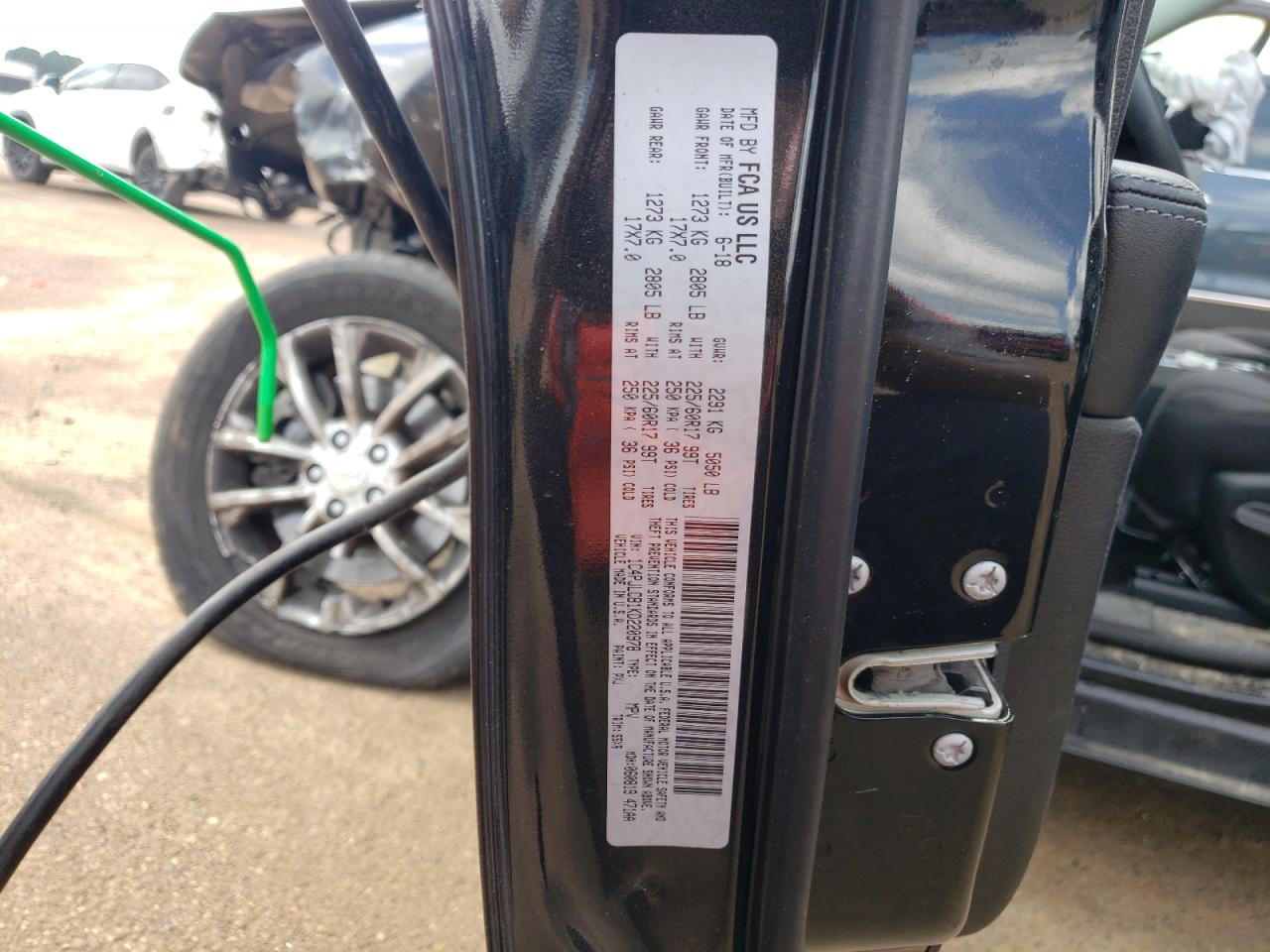 2019 Jeep Cherokee Latitude VIN: 1C4PJLCB1KD220978 Lot: 59843594