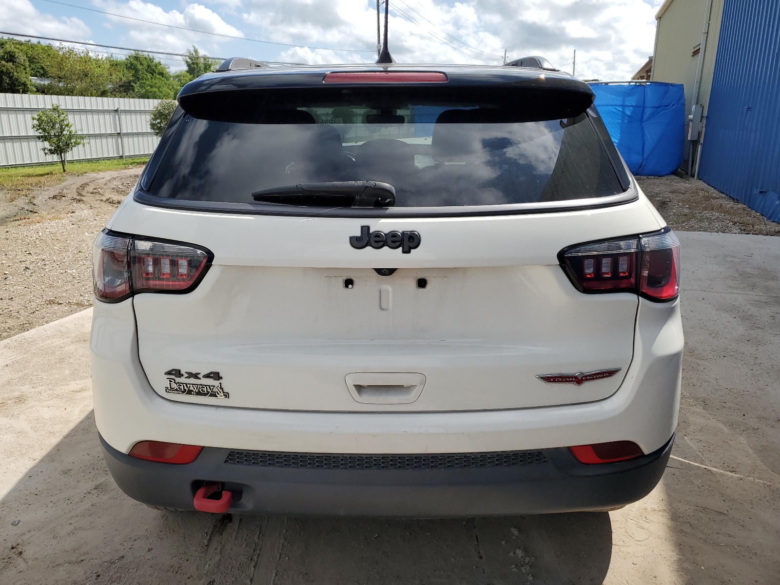 2020 Jeep Compass Trailhawk vin: 3C4NJDDBXLT111698