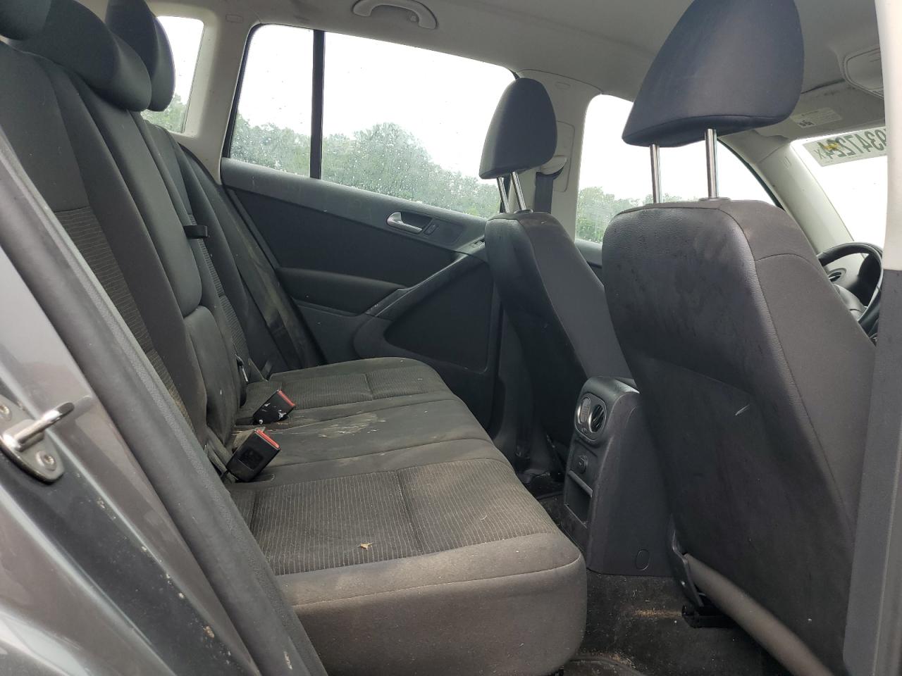 2017 Volkswagen Tiguan S VIN: WVGAV7AX9HK044116 Lot: 59347224