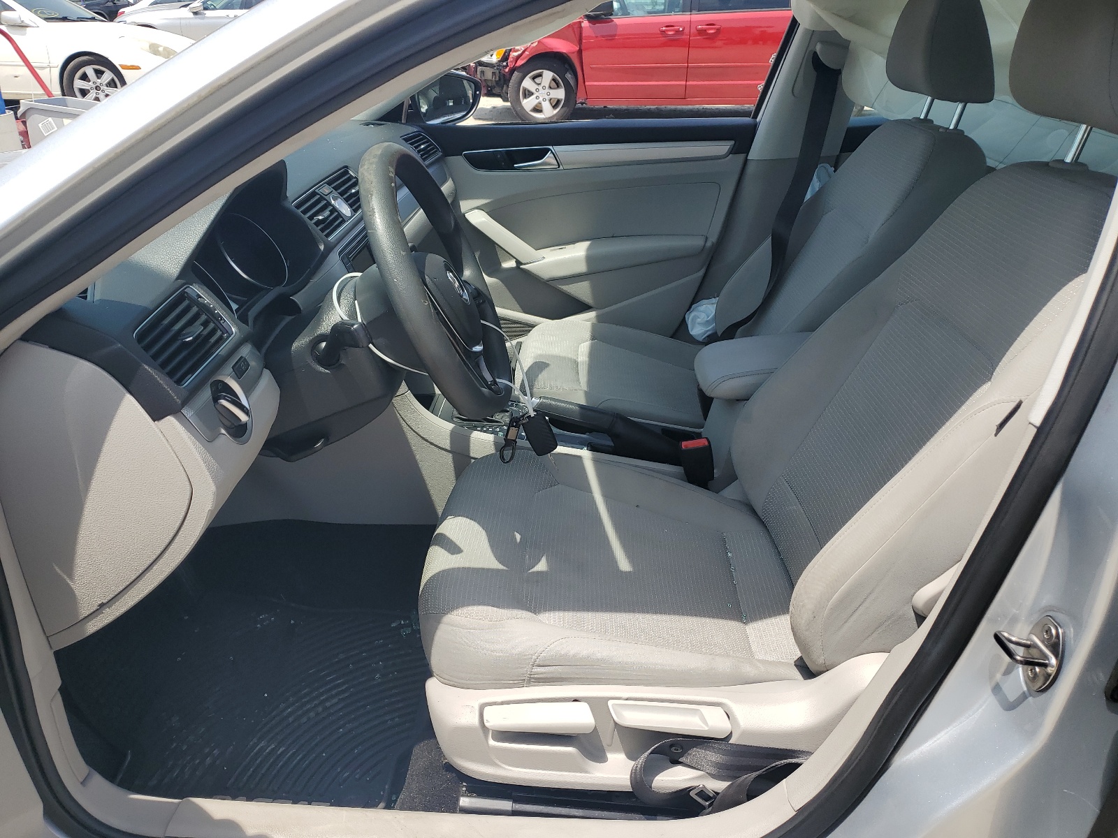 1VWAT7A39HC059133 2017 Volkswagen Passat S