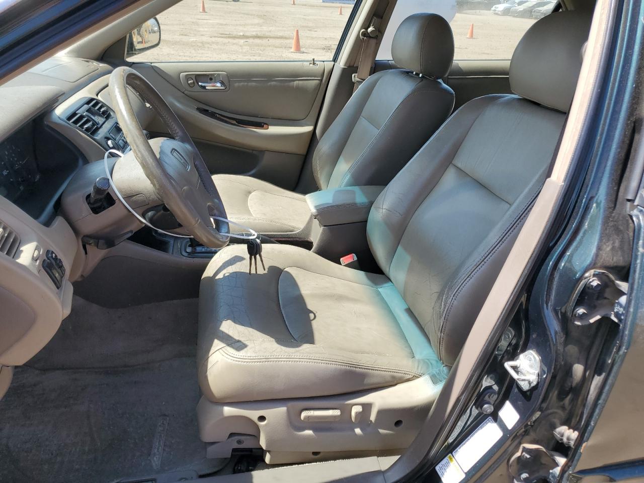 2000 Honda Accord Ex VIN: 1HGCG1659YA084201 Lot: 59930734