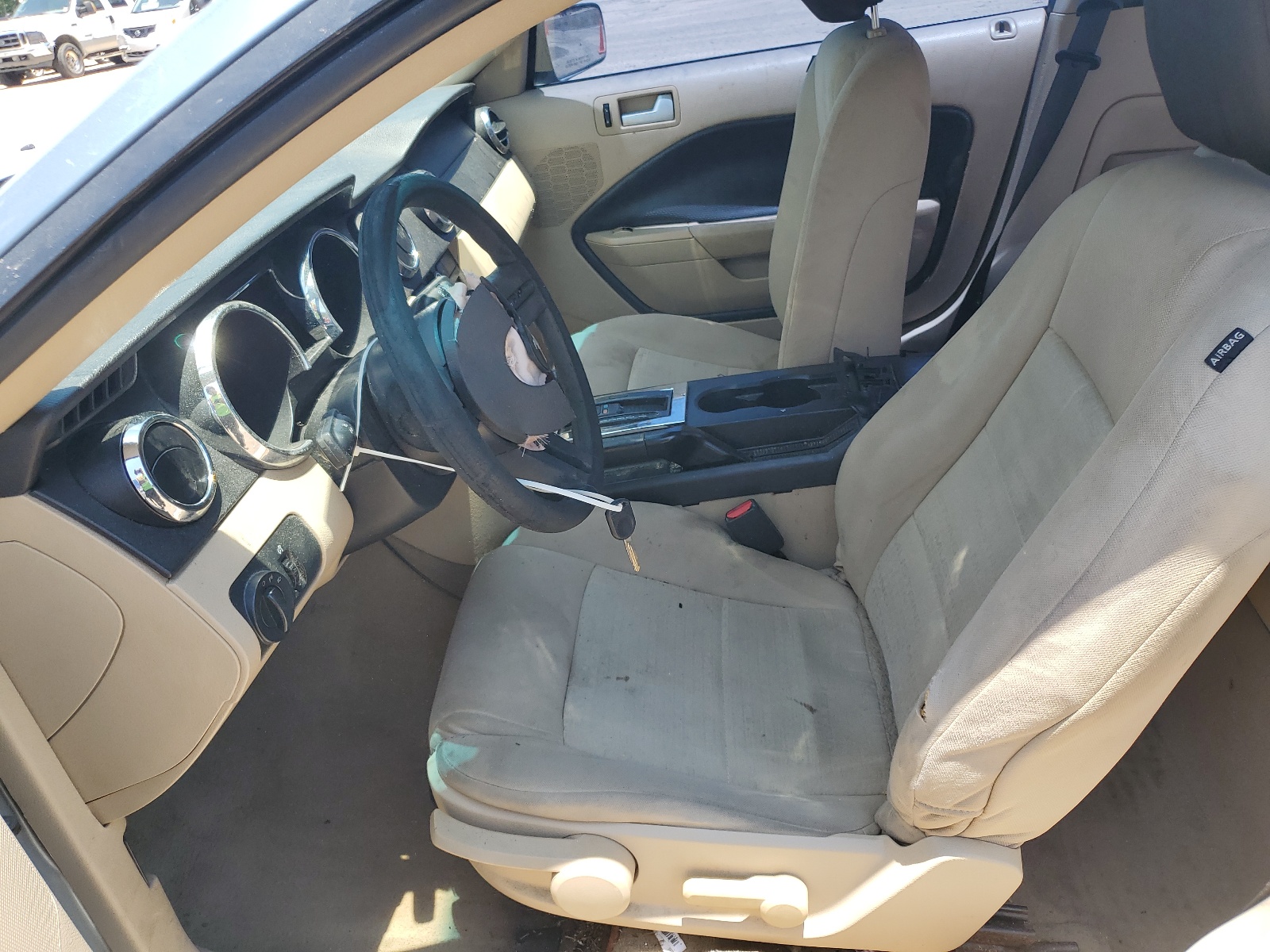 1ZVHT80N585132073 2008 Ford Mustang