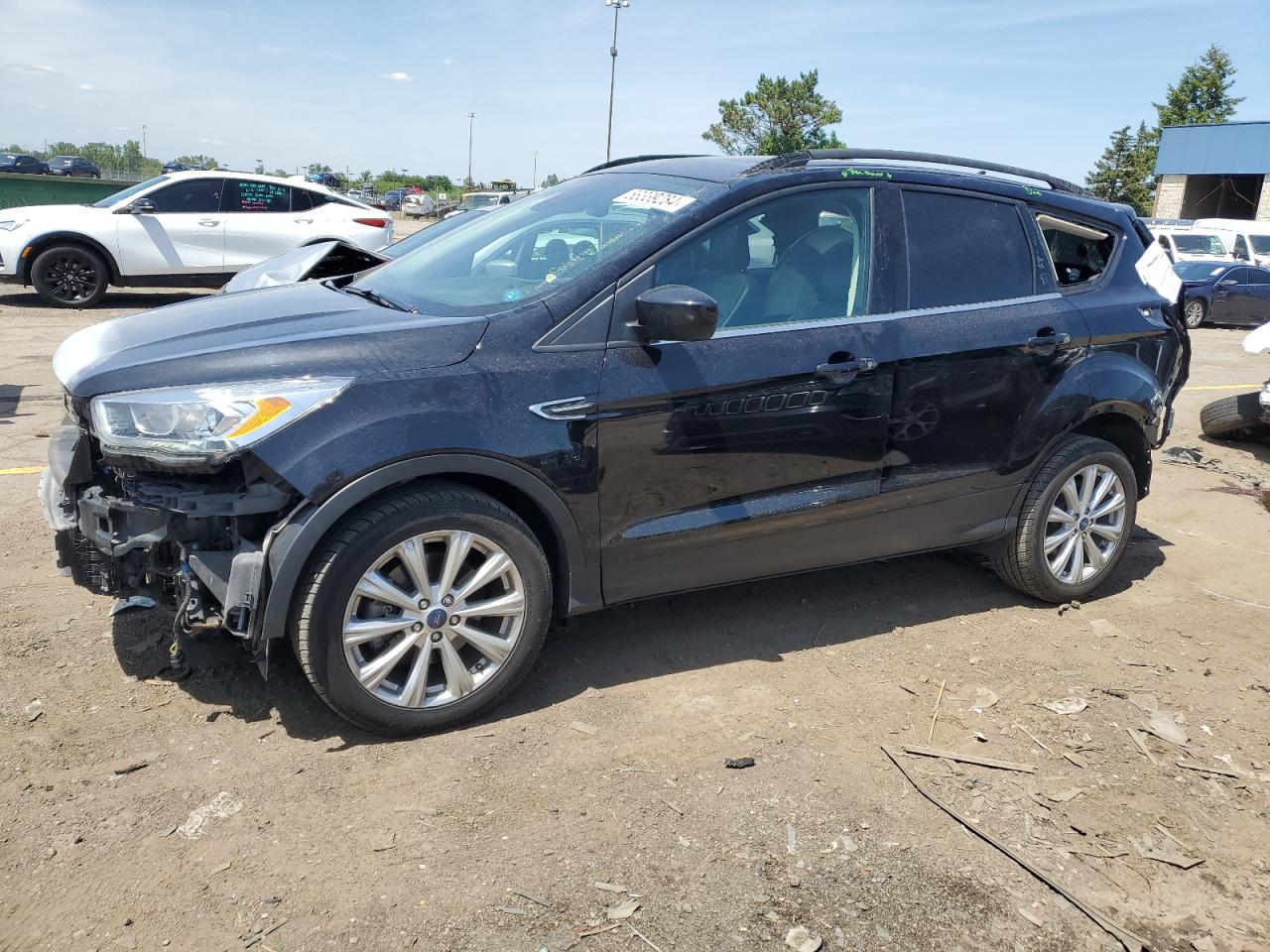 1FMCU9HD7KUB54418 2019 FORD ESCAPE - Image 1