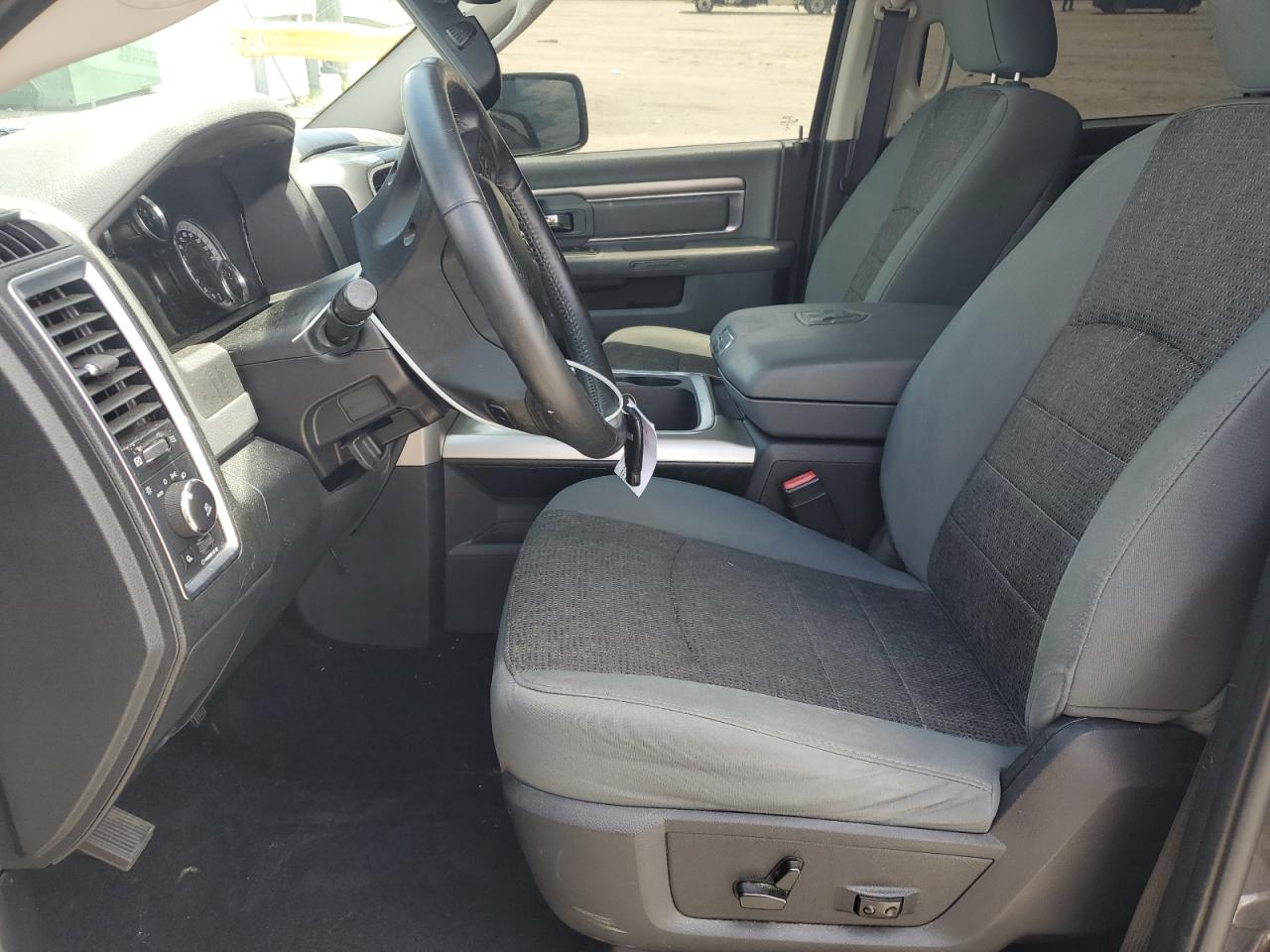 2016 Ram 1500 Slt VIN: 3C6RR7LT2GG250400 Lot: 58728204