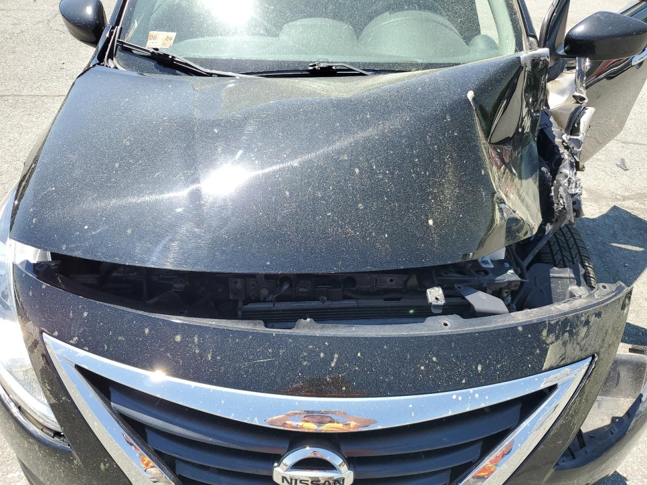 2018 Nissan Versa S VIN: 3N1CN7AP7JL879071 Lot: 57230894