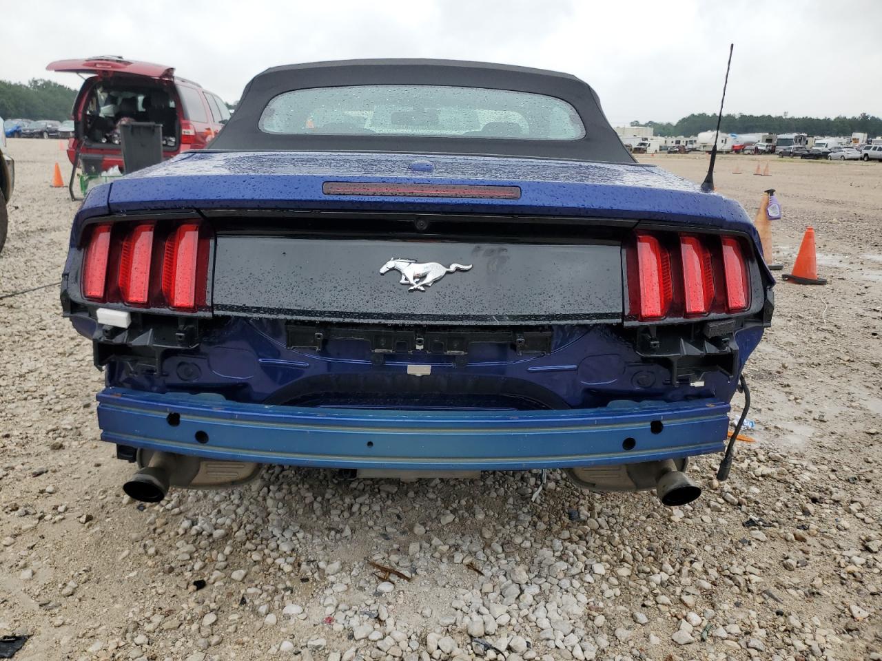 2016 Ford Mustang VIN: 1FATP8UH9G5241999 Lot: 59168184