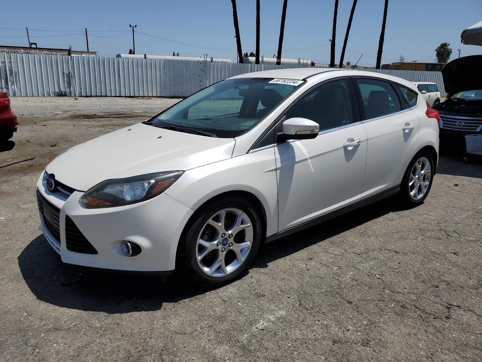 2013 Ford Focus Titanium vin: 1FADP3N26DL145336