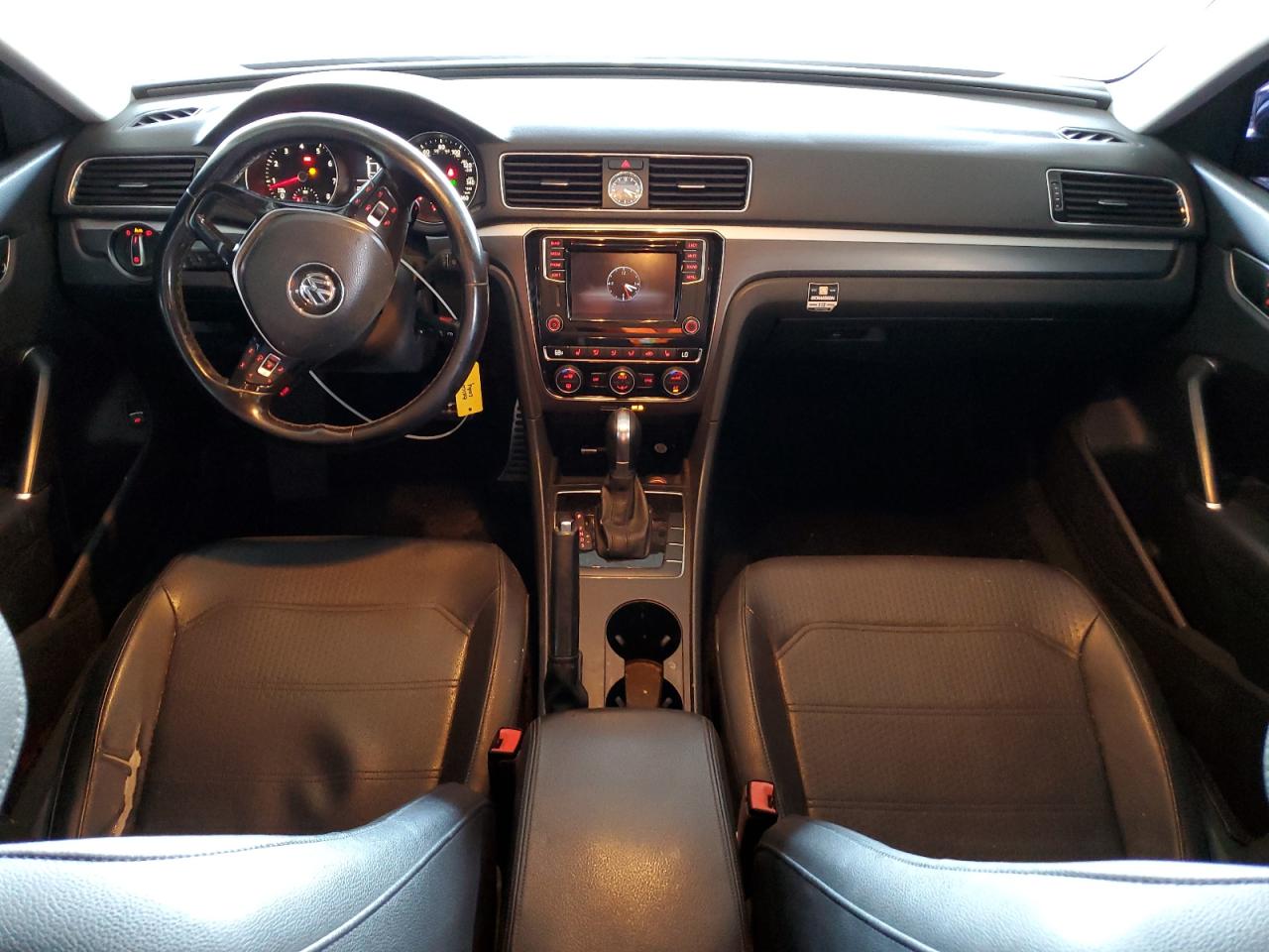 2017 Volkswagen Passat R-Line VIN: 1VWDT7A33HC025878 Lot: 59180184