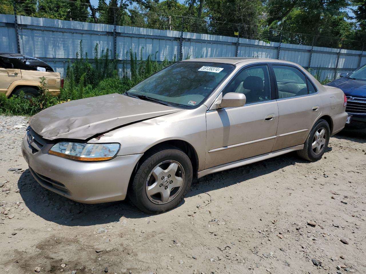 1HGCG16522A068932 2002 Honda Accord Ex