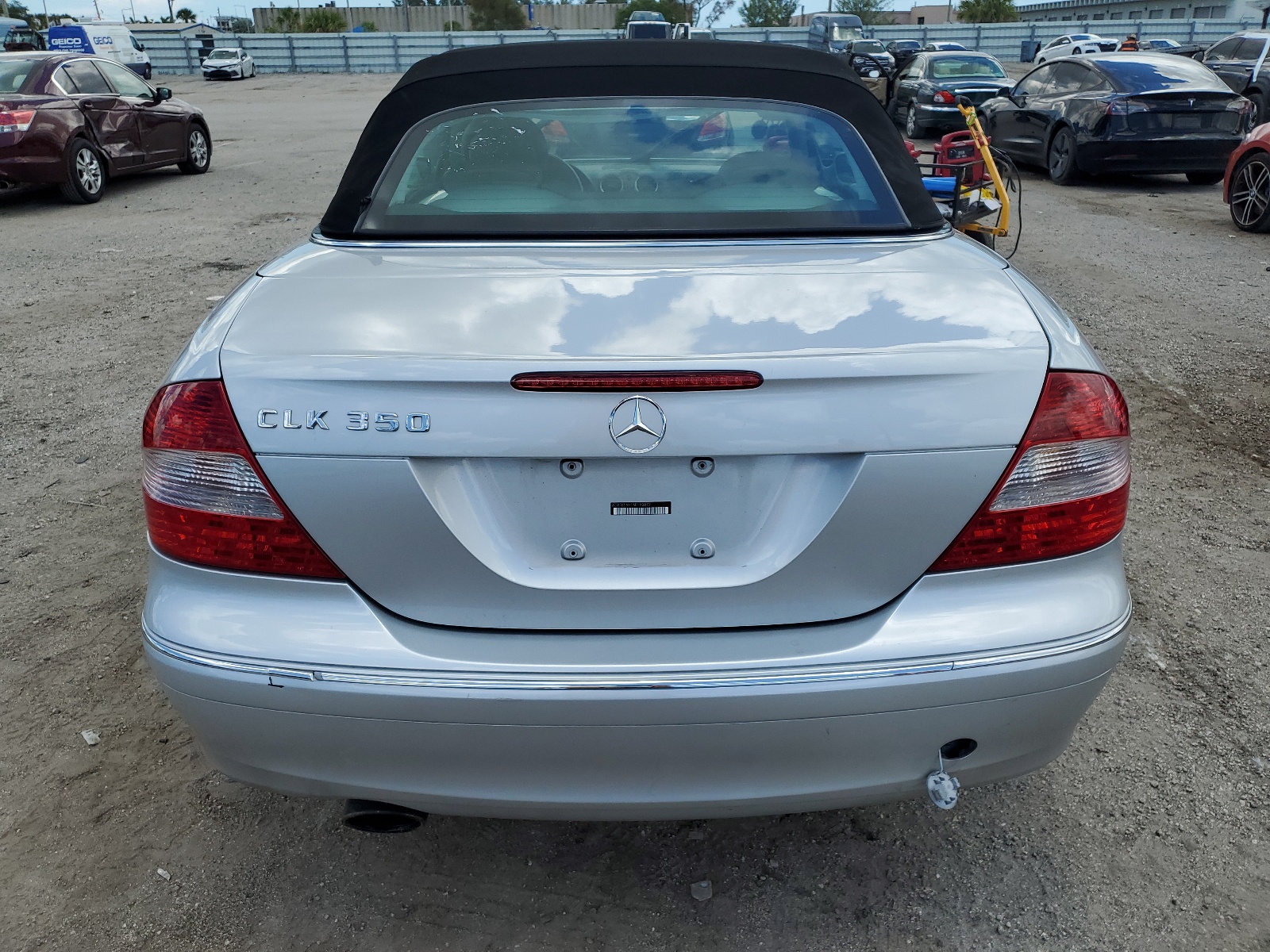 WDBTK56H16F190977 2006 Mercedes-Benz Clk 350