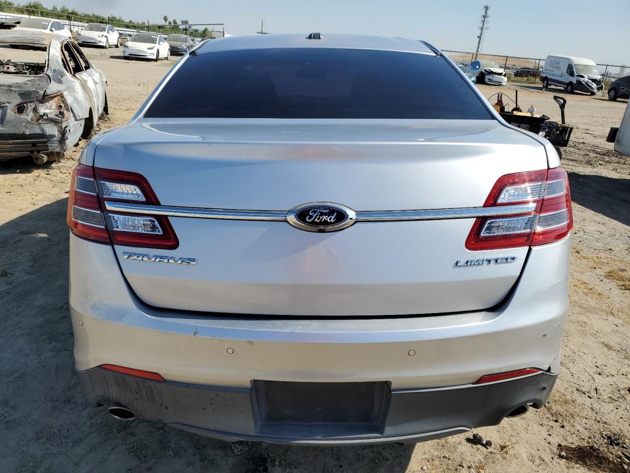2016 Ford Taurus Limited VIN: 1FAHP2F81GG124941 Lot: 59360944