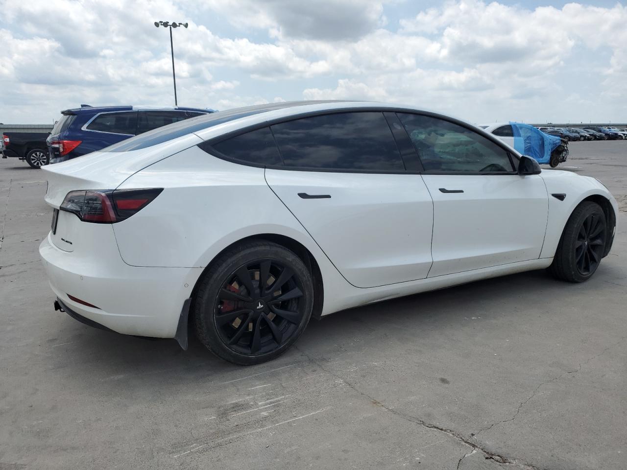 5YJ3E1EBXKF454663 2019 Tesla Model 3