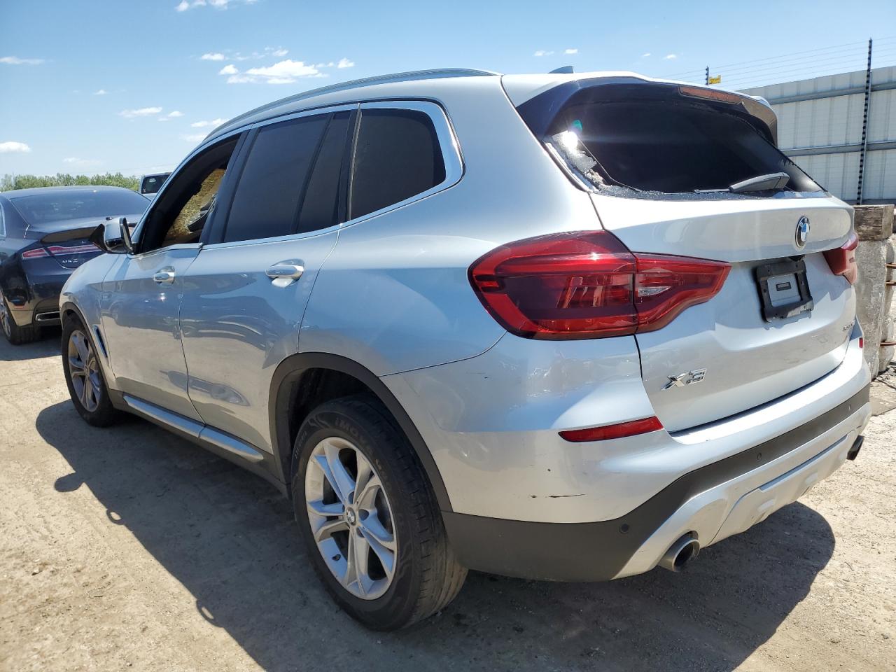 2020 BMW X3 - Image 2