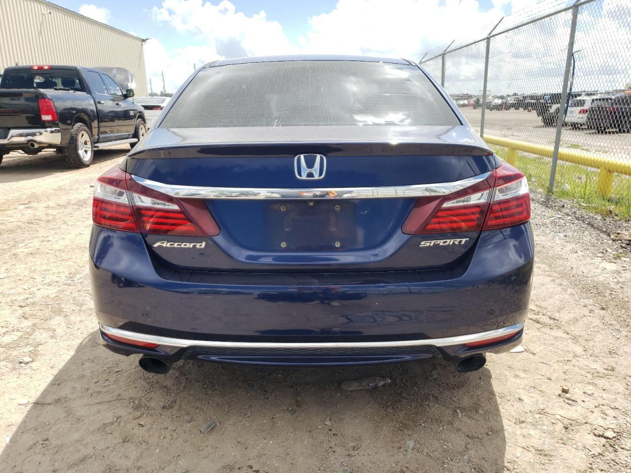 1HGCR2F52GA194246 2016 Honda Accord Sport