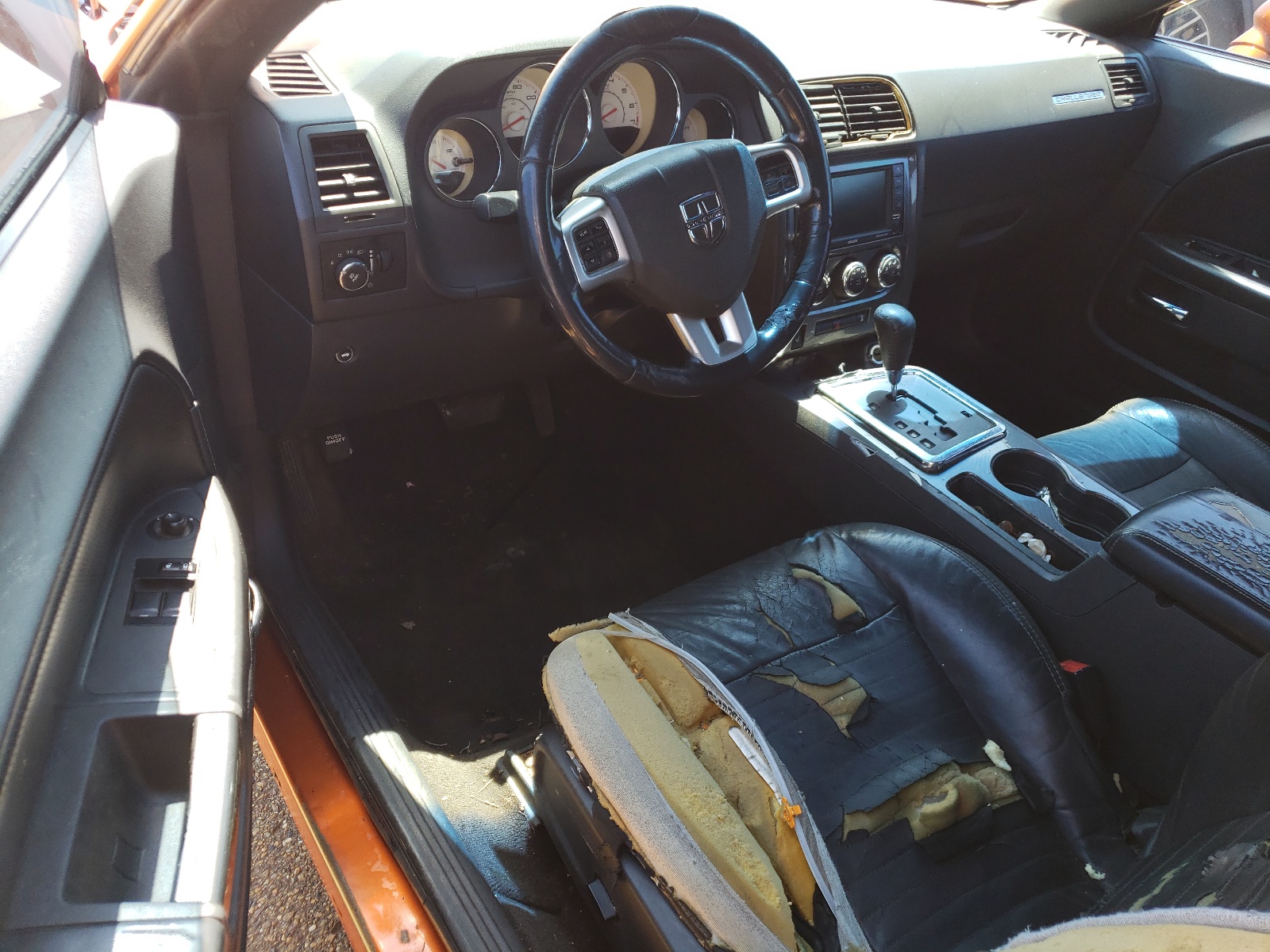 2B3CJ4DG2BH603329 2011 Dodge Challenger