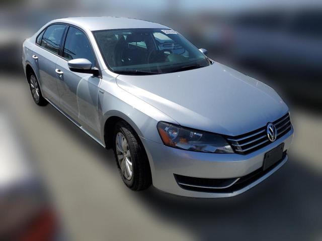  VOLKSWAGEN PASSAT 2015 Сріблястий