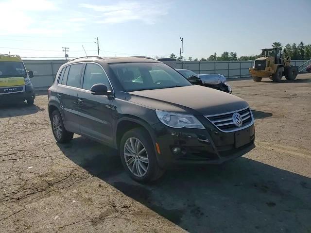 2011 Volkswagen Tiguan S VIN: WVGAV7AX8BW547197 Lot: 57157814