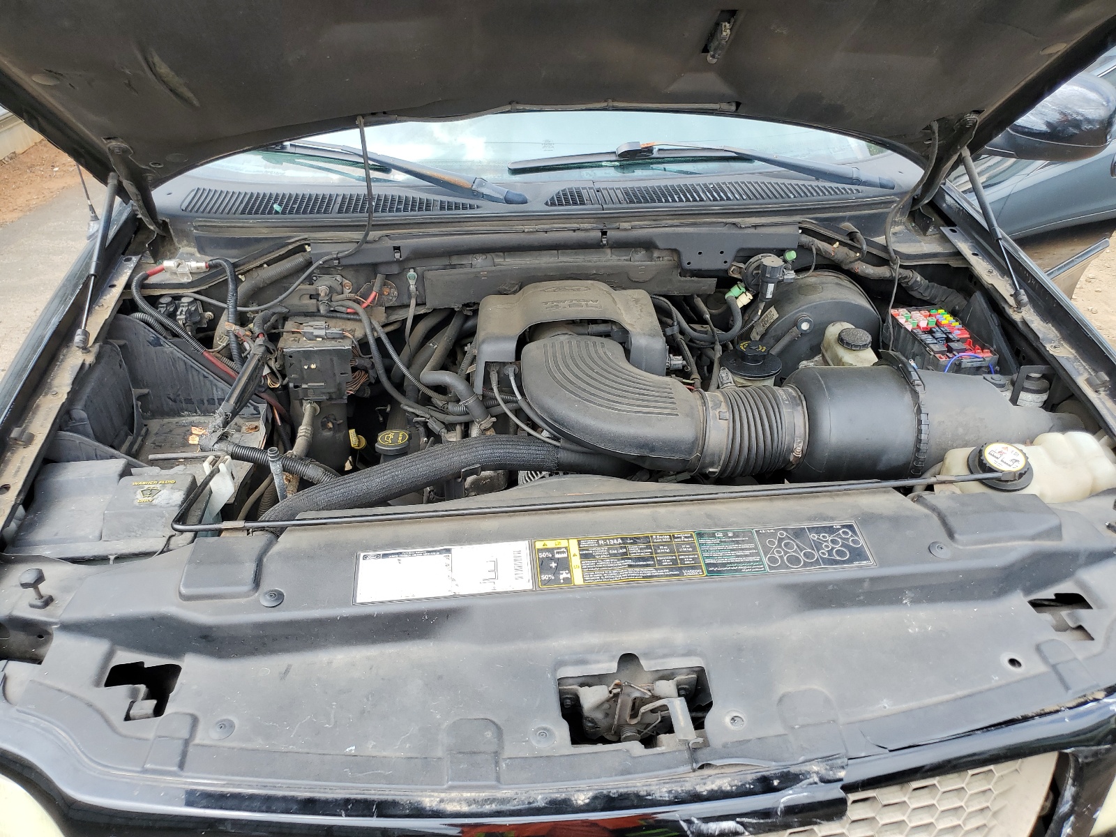 1FTRF18W22NB15676 2002 Ford F150