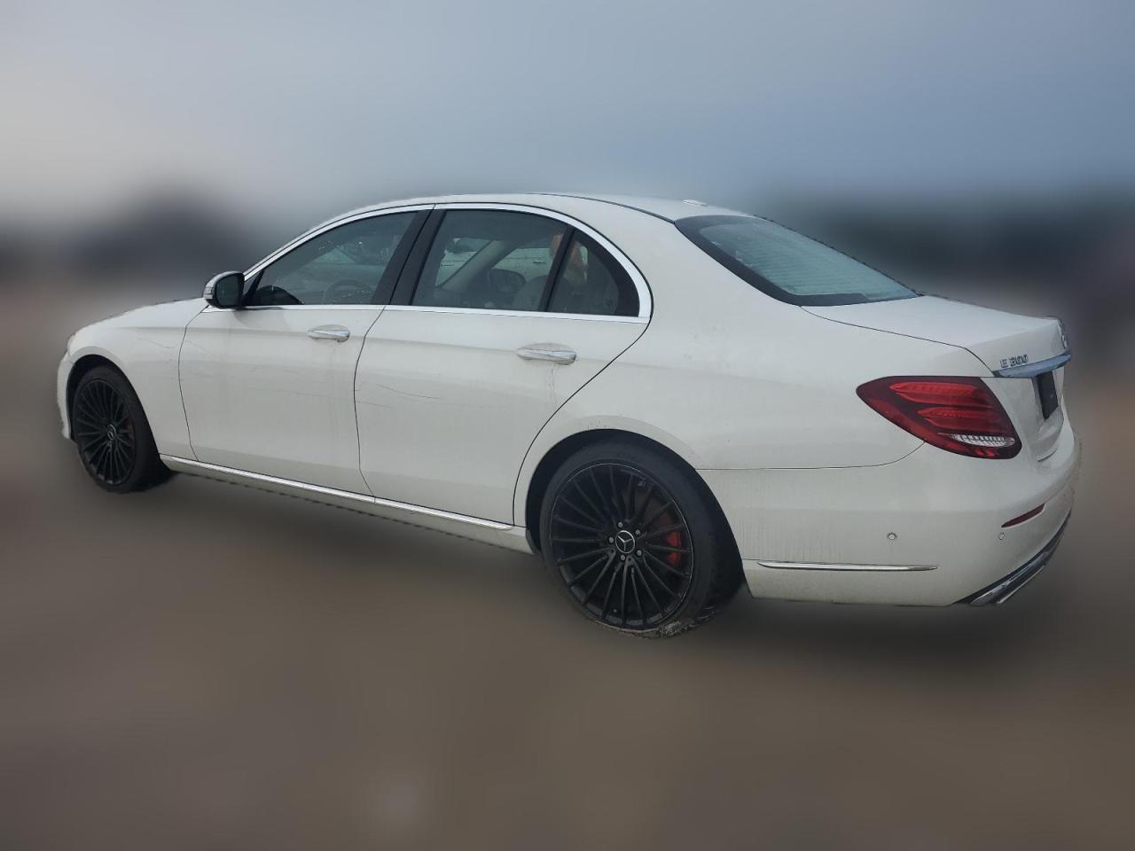 WDDZF4KB3HA080434 2017 MERCEDES-BENZ E CLASS - Image 2