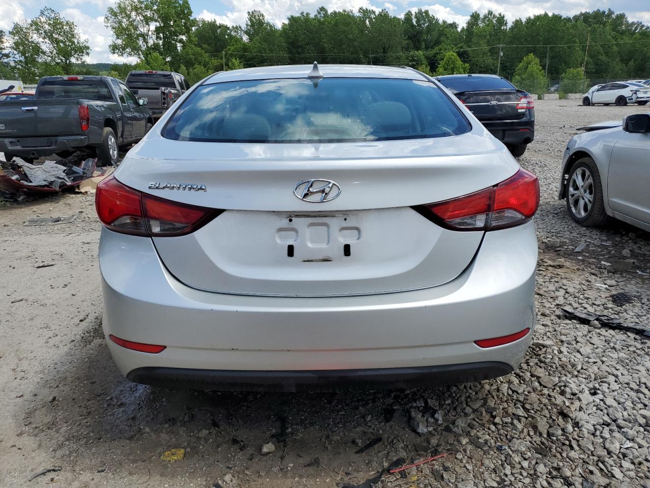 2015 Hyundai Elantra Se VIN: 5NPDH4AEXFH550913 Lot: 57050804