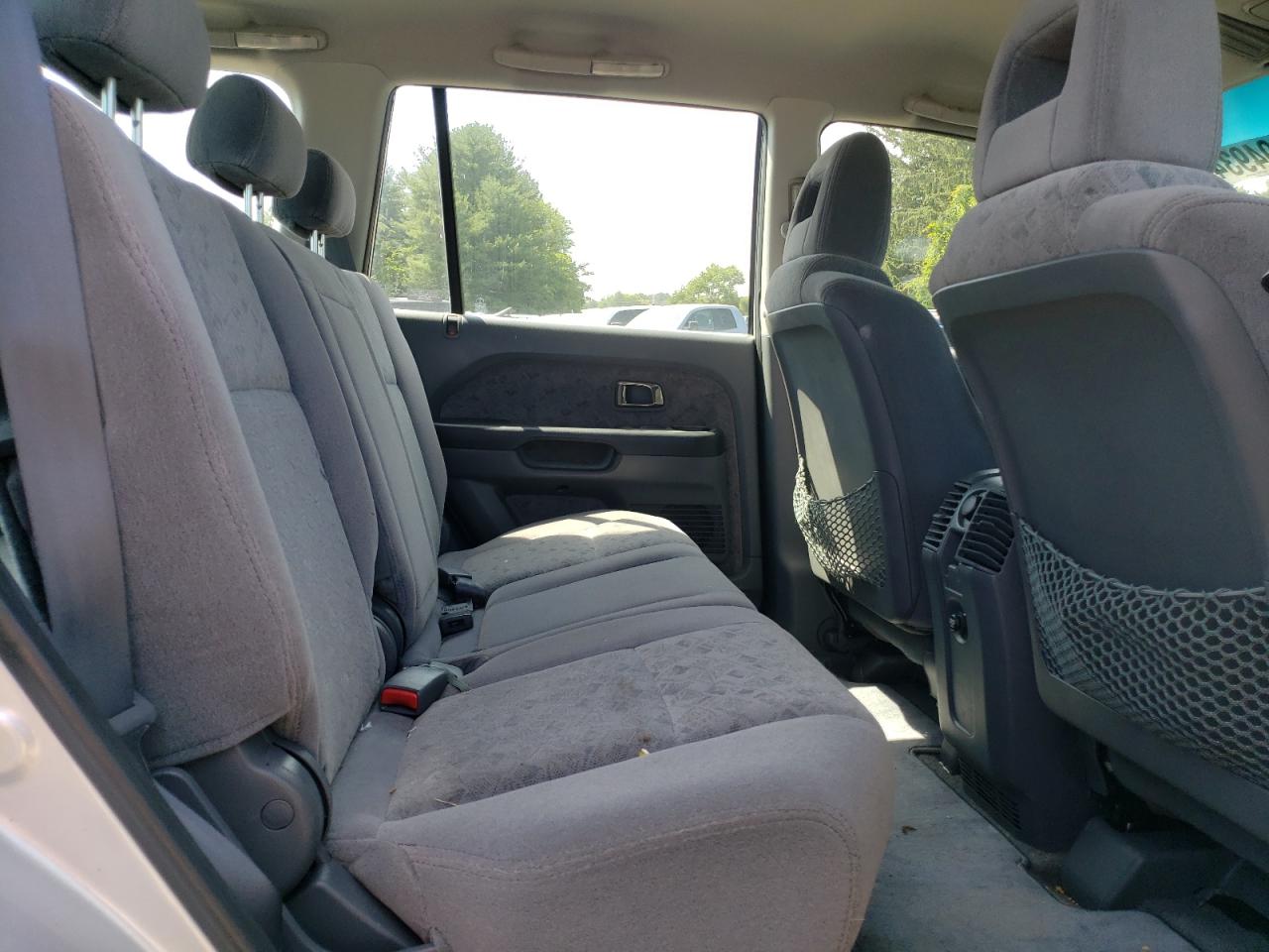 2005 Honda Pilot Lx VIN: 2HKYF18105H549437 Lot: 59294934