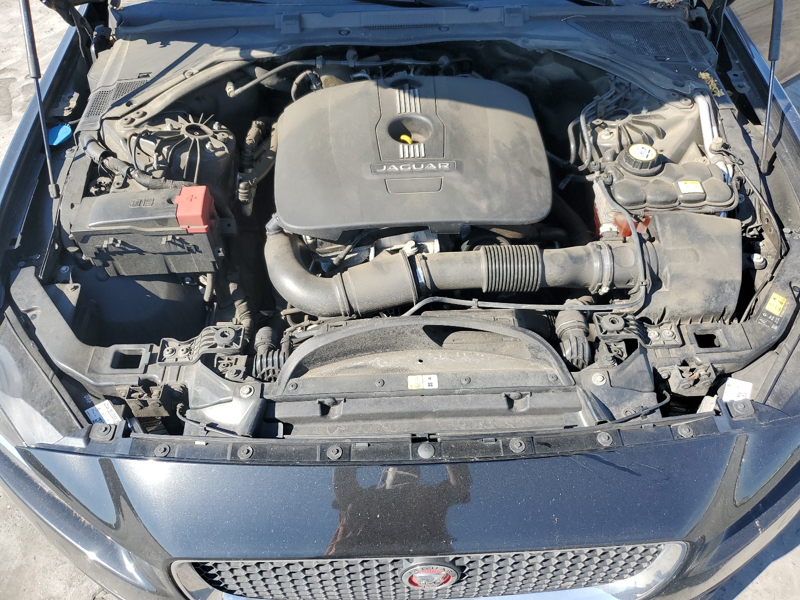 SAJAD4BG2HA946814 2017 Jaguar Xe Premium