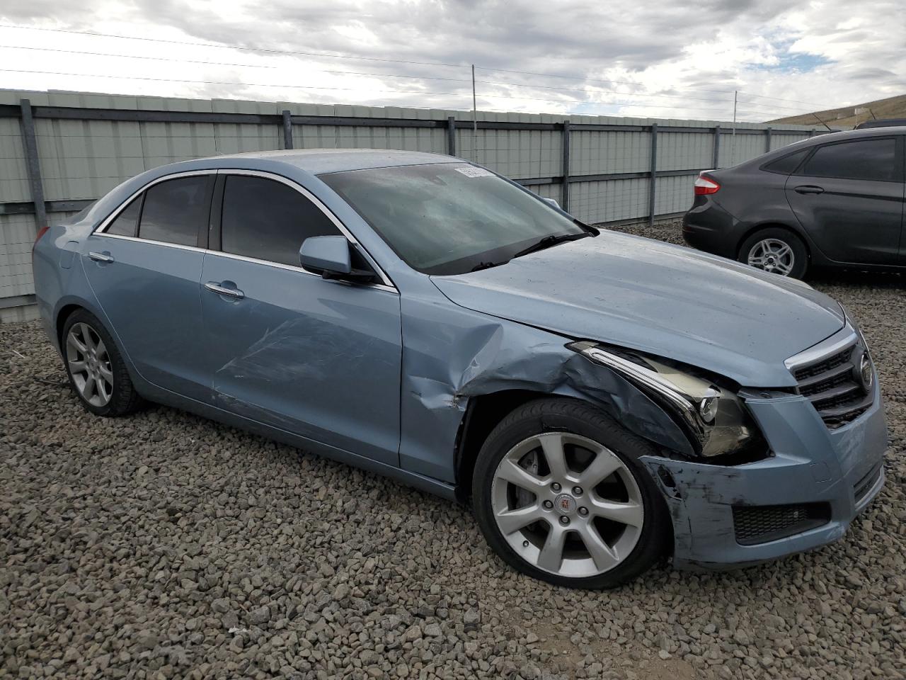 VIN 1G6AA5RX5D0131853 2013 CADILLAC ATS no.4