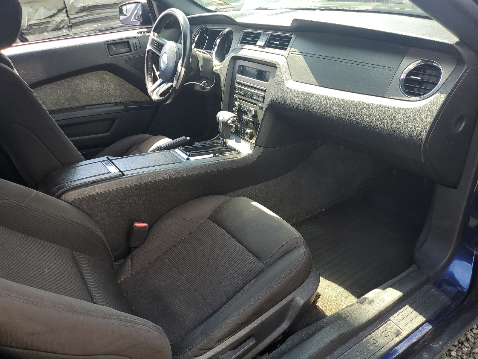 1ZVBP8EM5C5218437 2012 Ford Mustang