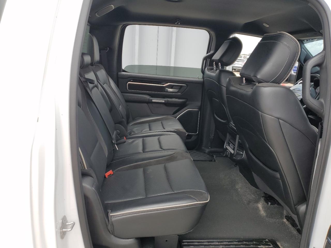 2020 RAM 1500 - Image 11