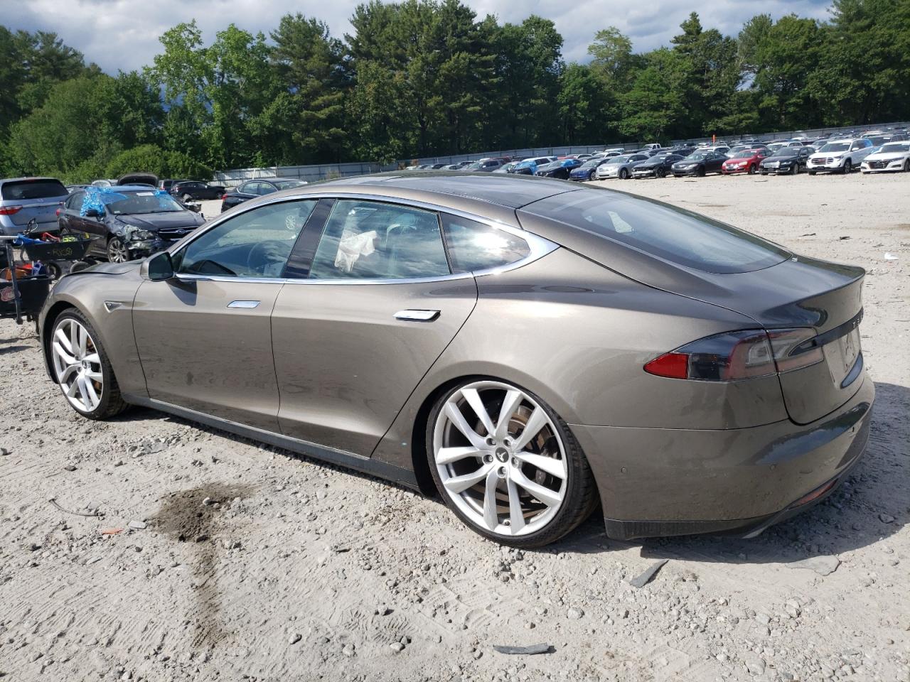 5YJSA1E23GF129383 2016 TESLA MODEL S - Image 2