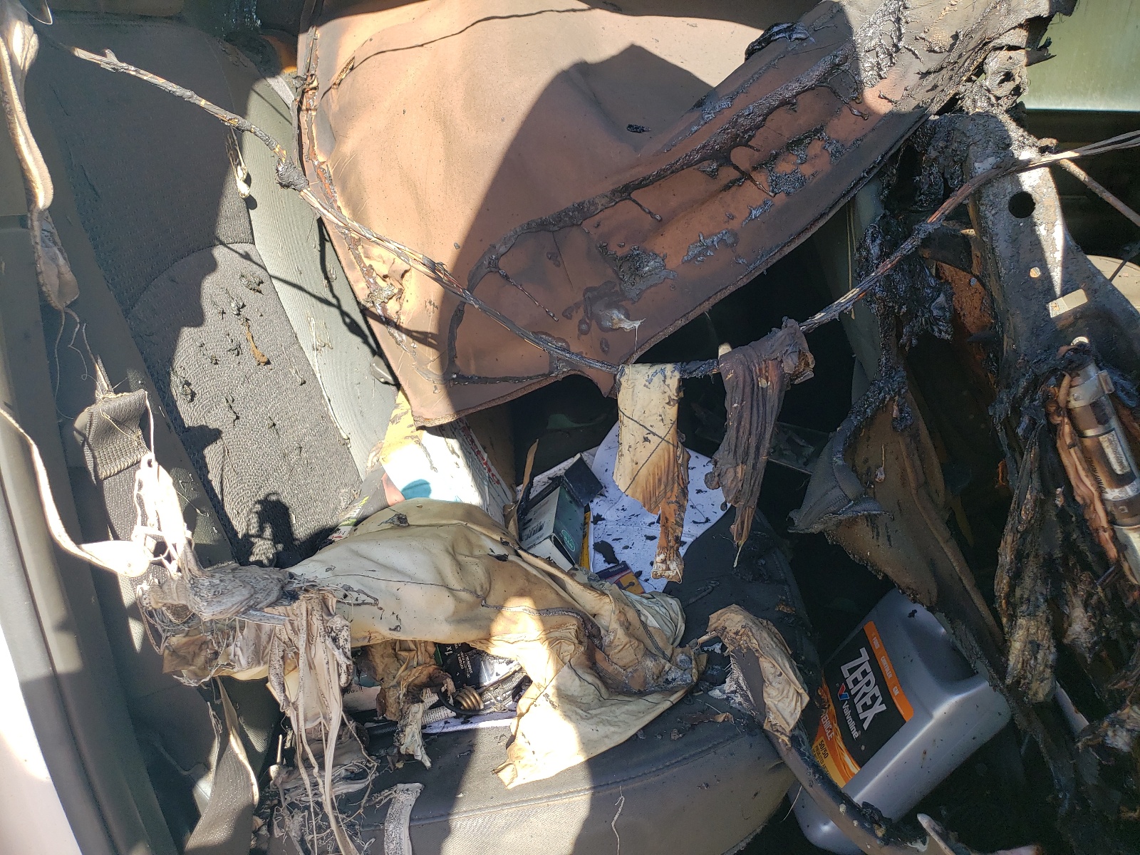 1C6RR7GT0FS693873 2015 Ram 1500 Slt