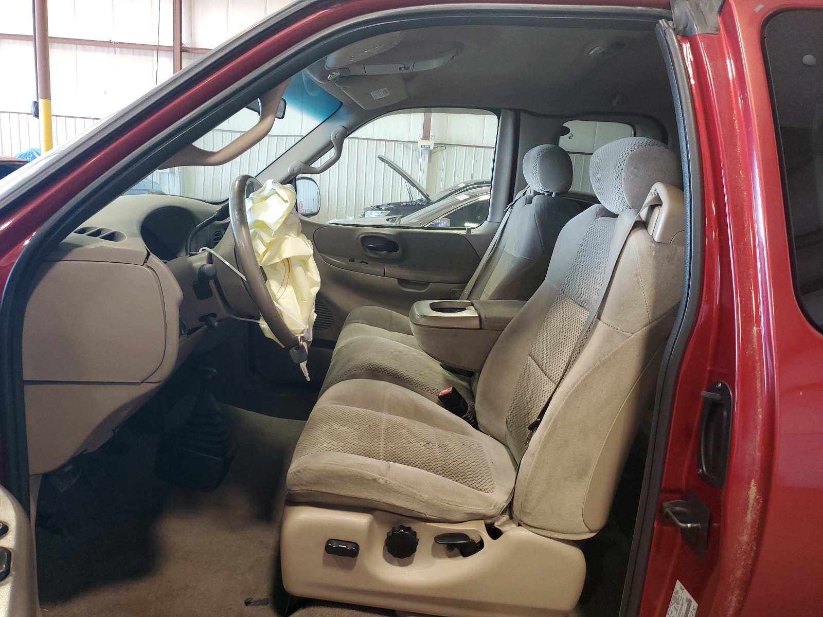 1FTRX18W02NA09014 2002 Ford F150