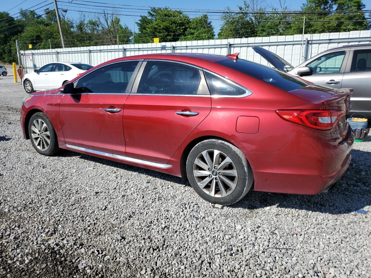 5NPE34AF2FH195781 2015 HYUNDAI SONATA - Image 2