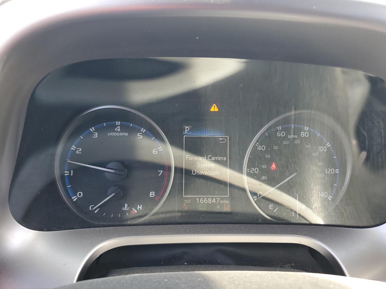 JTMBFREV1JJ198440 2018 Toyota Rav4 Le