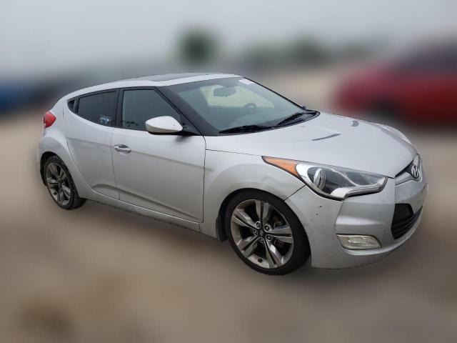  HYUNDAI VELOSTER 2013 Серебристый