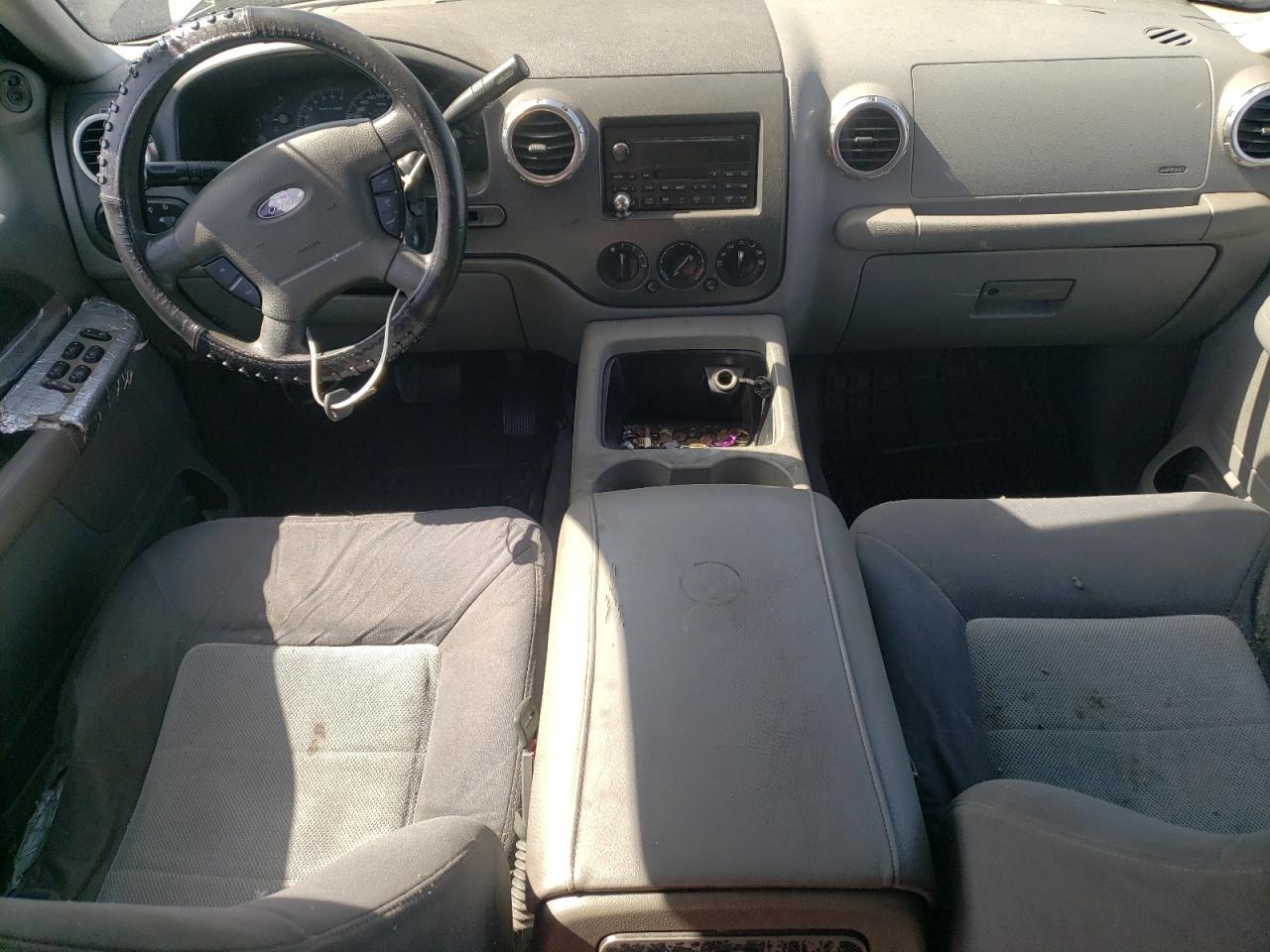 2004 Ford Expedition Xlt VIN: 1FMRU15W84LA02240 Lot: 58345254