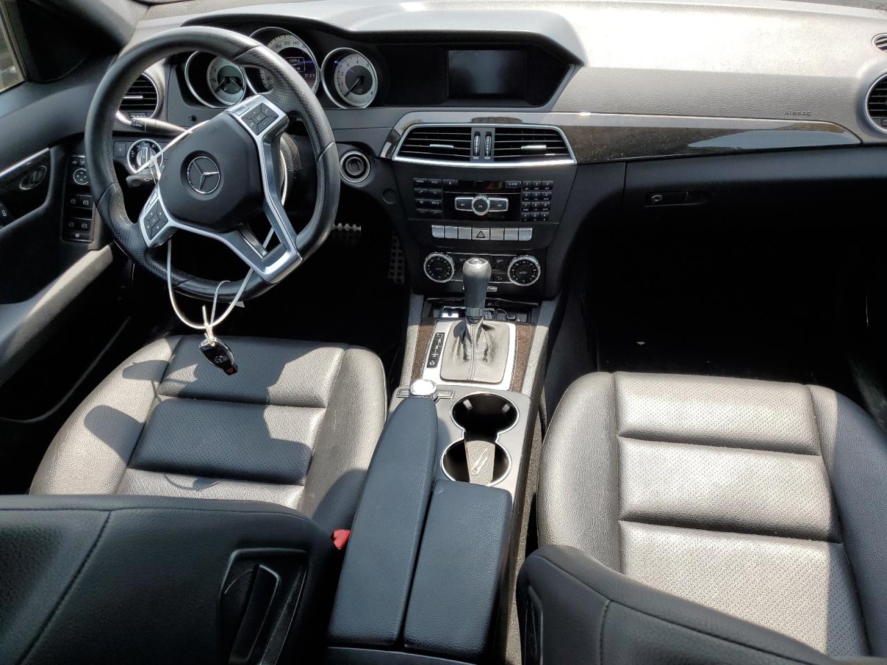 2012 Mercedes-Benz C 300 4Matic VIN: WDDGF8BB1CF940082 Lot: 59397154