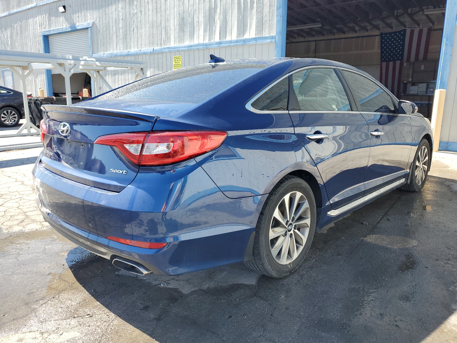 2017 Hyundai Sonata Sport vin: 5NPE34AF8HH555025