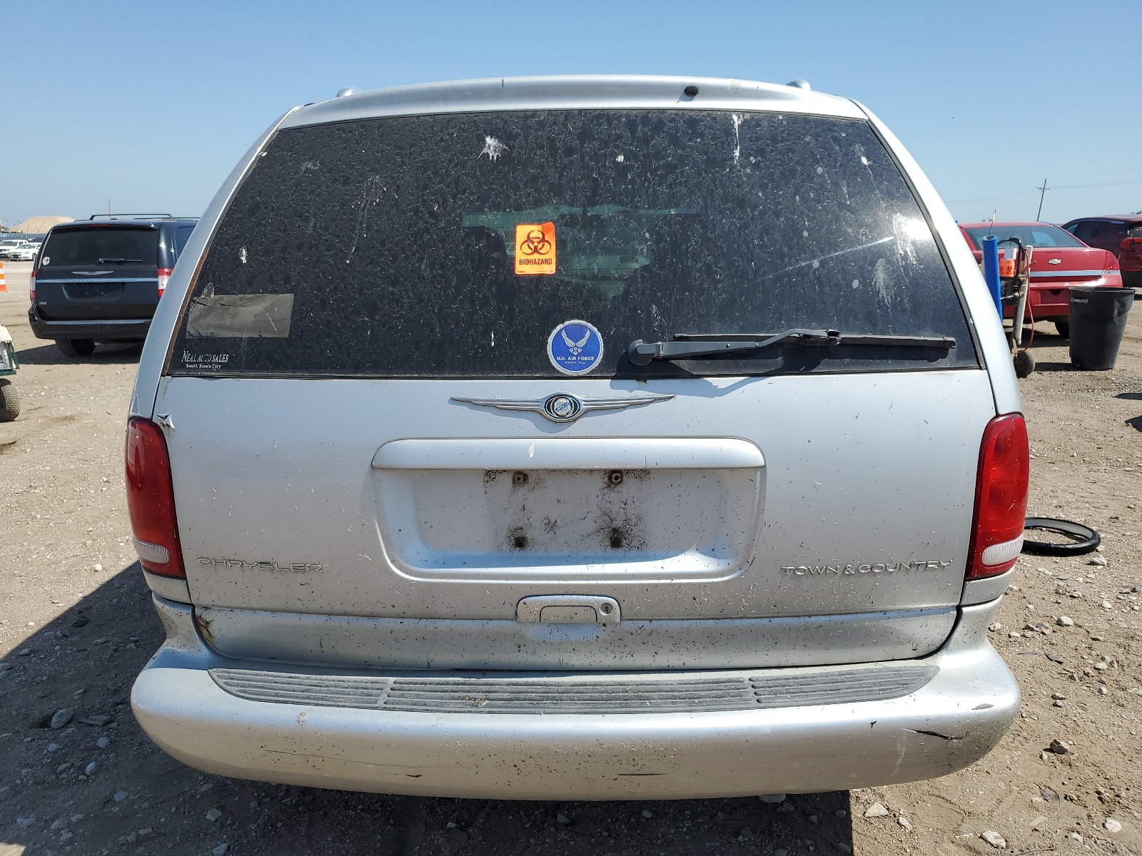 1C4GP64LXYB545639 2000 Chrysler Town & Country Limited