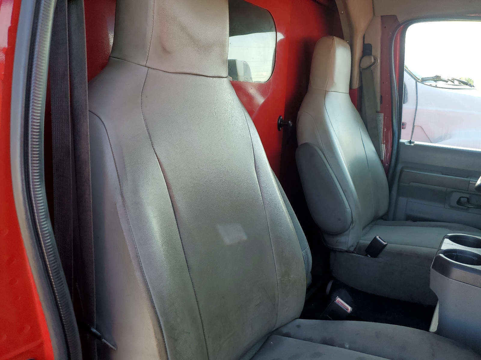 1FDSE3FL5ADA09733 2010 Ford Econoline E350 Super Duty Cutaway Van