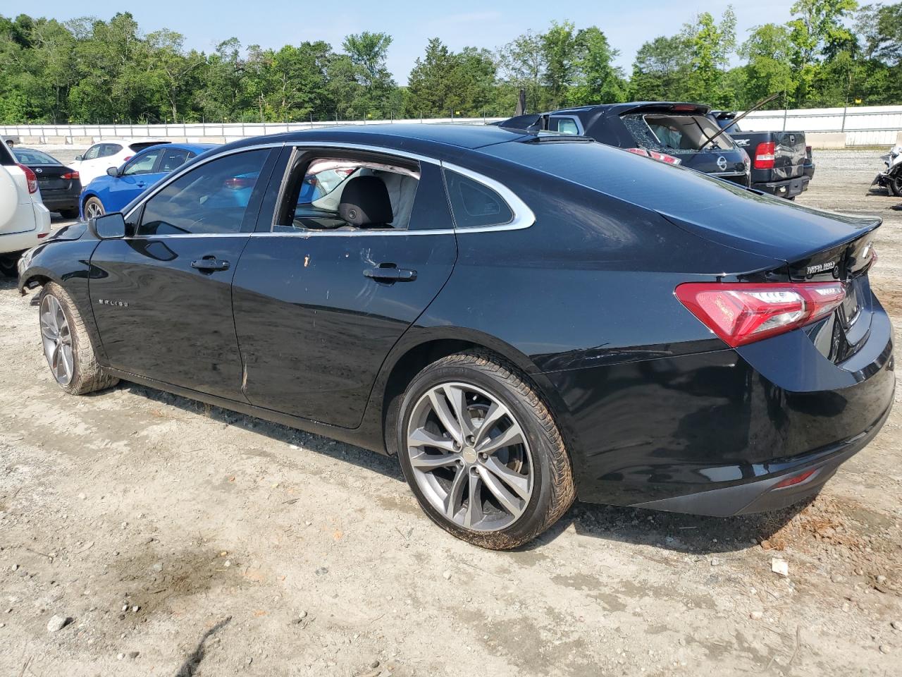 2021 Chevrolet Malibu - Image 2
