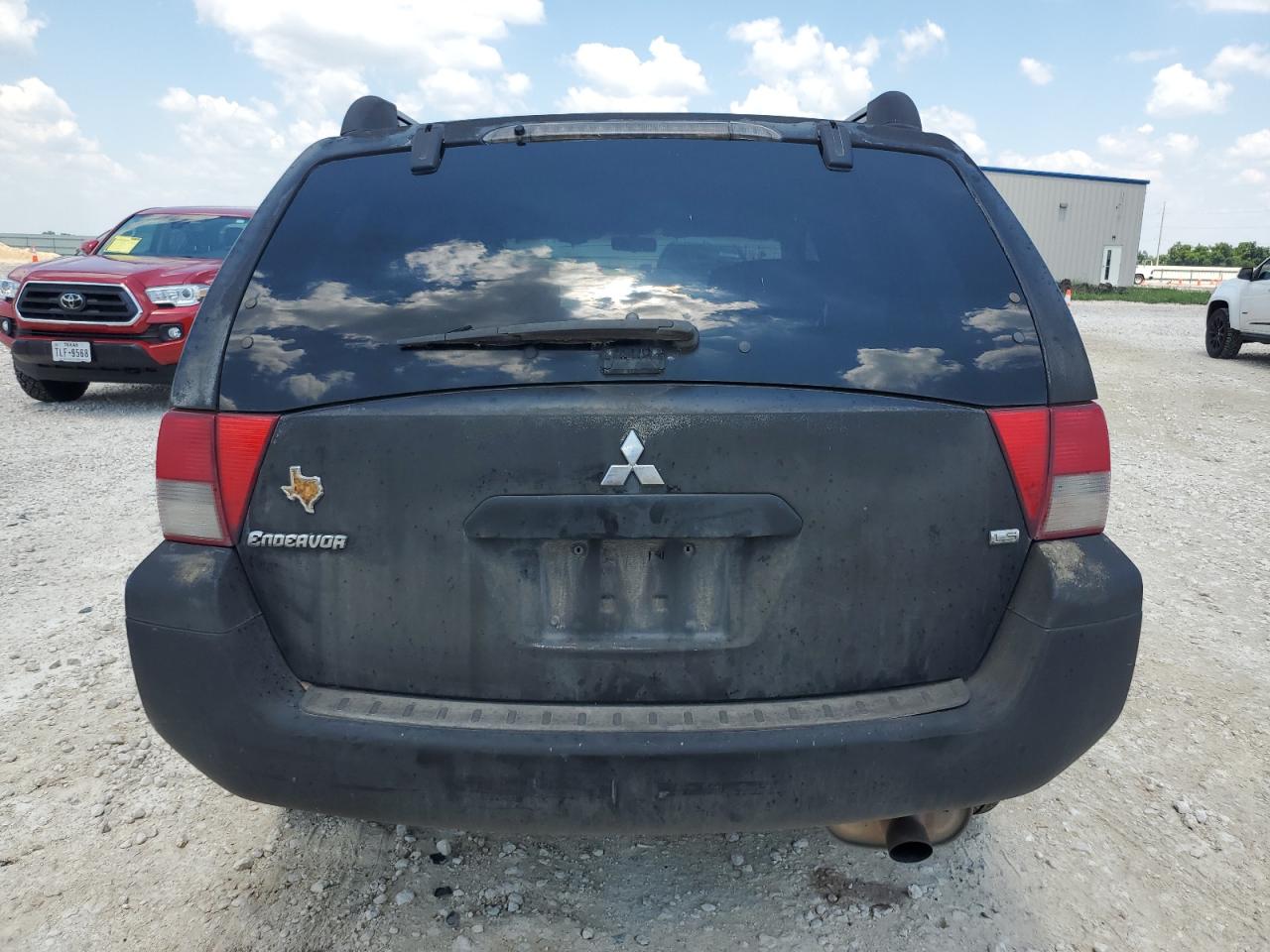 2005 Mitsubishi Endeavor Ls VIN: 4A4MM21S65E010889 Lot: 58627924