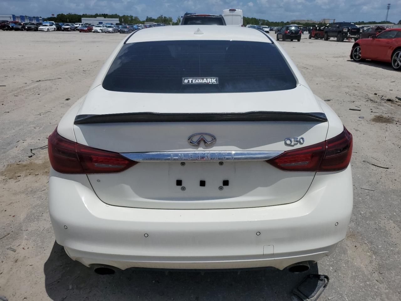 JN1EV7AP8JM360061 2018 Infiniti Q50 Luxe