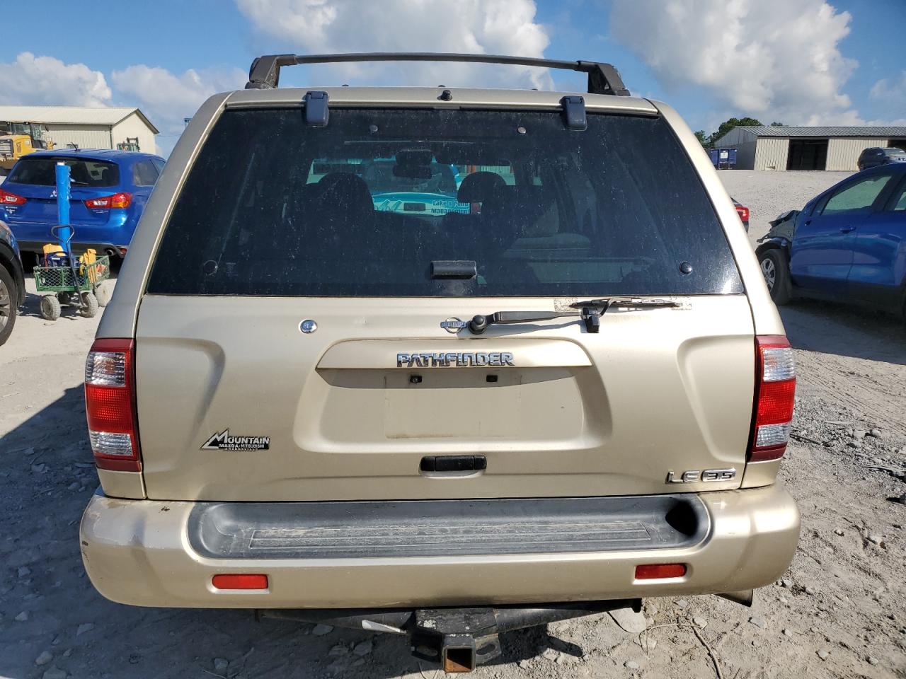 JN8DR07Y01W500598 2001 Nissan Pathfinder Le