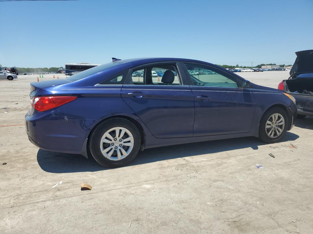 5NPEB4AC9DH586142 2013 Hyundai Sonata Gls