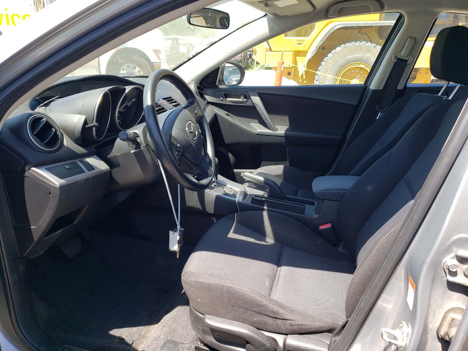 JM1BL1VF2B1488559 2011 Mazda 3 I